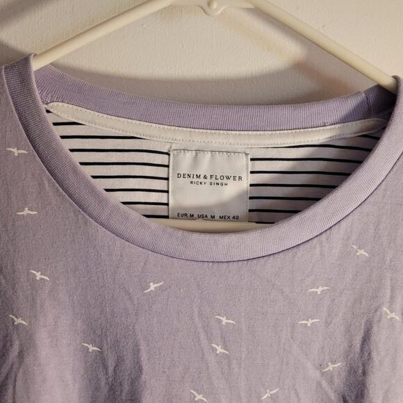 Denim & Flower Seagull Print T-Shirt Sz M Lavender Pastel Bird Dadcore Hipster - Picture 3 of 10